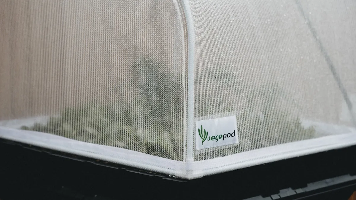 Gelées tardives avril 2026 : 3 erreurs qui tuent tes plants ce soir